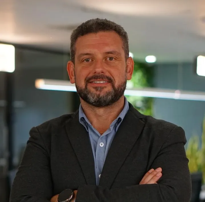 Portrait of Leandro Moreira
